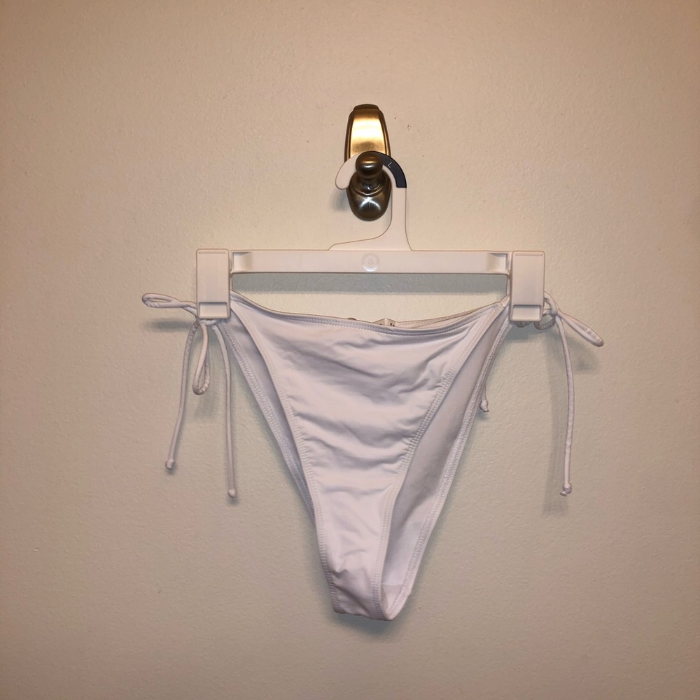 White tie Missguided bikini bottoms never worn